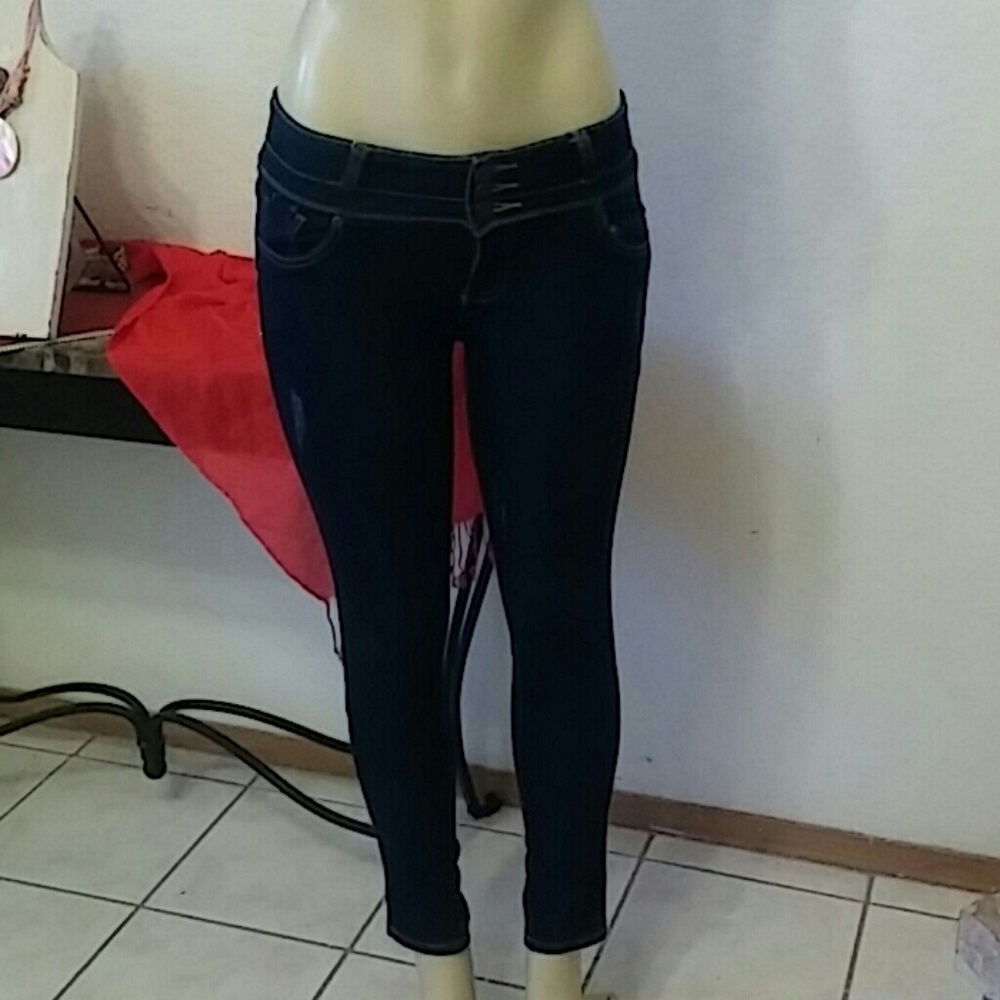 ABM JEANS